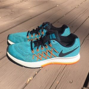 Nike boys pegasus 32